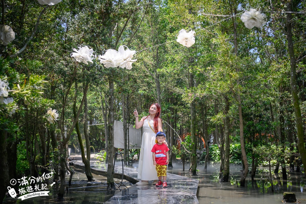 台中【喜鵲方舟FairyLand】后里一處優靜美地,必體驗朗月湖划透明獨木舟,與萌寵互動.看火炎山,還能吃輕食喝烤茶!