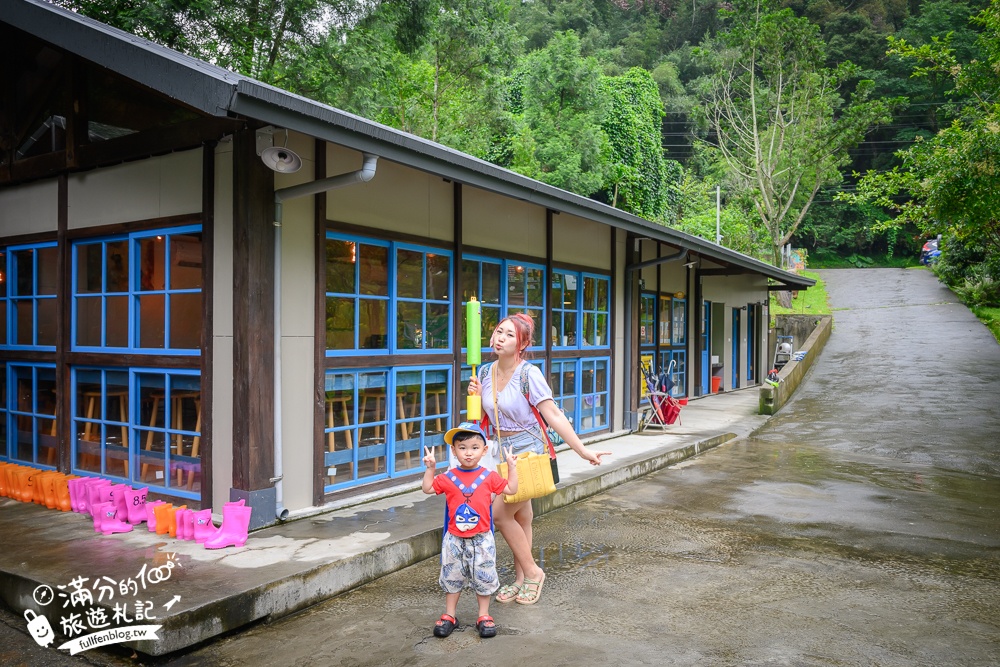 南投玩水秘境【岸境濕地莊園】天然山泉水戲水池.埔里玩水.探索野溪生態,還能用餐喝下午茶!