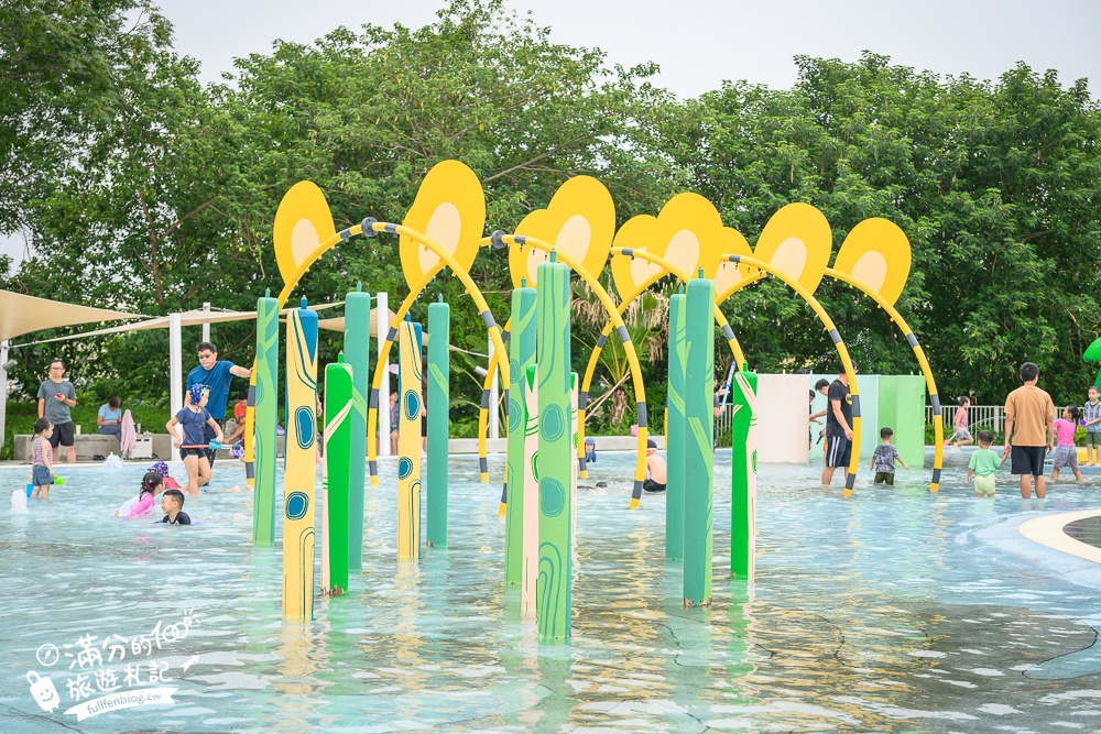 雲林【虎尾叢林水樂園】開放時間.虎尾632高地公園最新親子水樂園.免門票水陸樂園一次滿足,可愛虎爺陪你戲水放電!