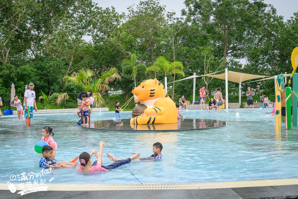 雲林【虎尾叢林水樂園】開放時間.虎尾632高地公園最新親子水樂園.免門票水陸樂園一次滿足,可愛虎爺陪你戲水放電!