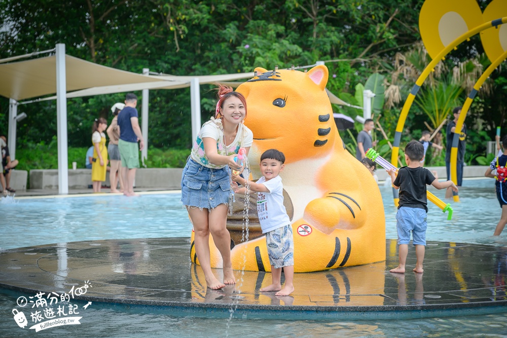 雲林【虎尾叢林水樂園】開放時間.虎尾632高地公園最新親子水樂園.免門票水陸樂園一次滿足,可愛虎爺陪你戲水放電!