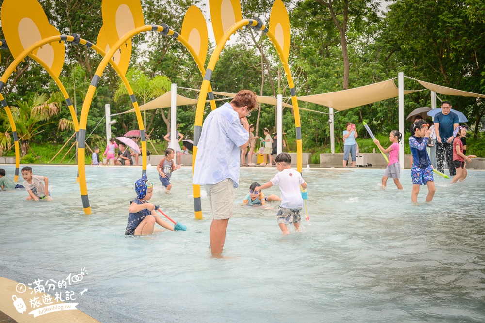 雲林【虎尾叢林水樂園】開放時間.虎尾632高地公園最新親子水樂園.免門票水陸樂園一次滿足,可愛虎爺陪你戲水放電!