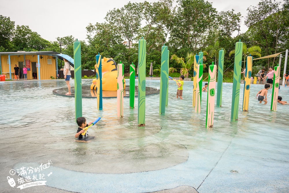 雲林【虎尾叢林水樂園】開放時間.虎尾632高地公園最新親子水樂園.免門票水陸樂園一次滿足,可愛虎爺陪你戲水放電!