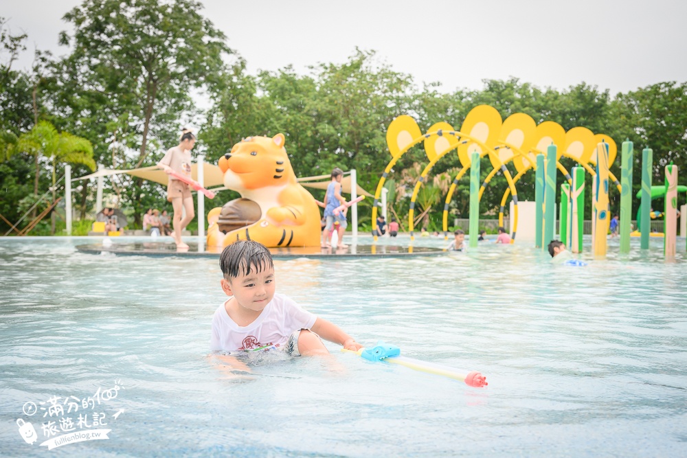 雲林【虎尾叢林水樂園】開放時間.虎尾632高地公園最新親子水樂園.免門票水陸樂園一次滿足,可愛虎爺陪你戲水放電!