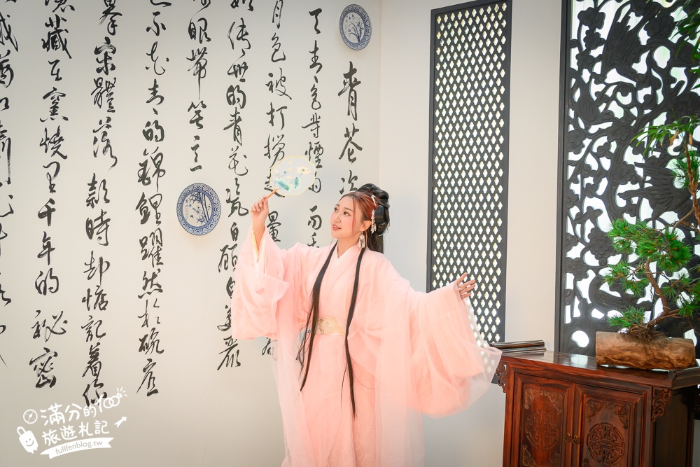 台中【RJ55攝影片場】2025全新全室內古風場景!最新漢服.戰國袍體驗含精緻髮妝,讓你秒變身古偶大女主!