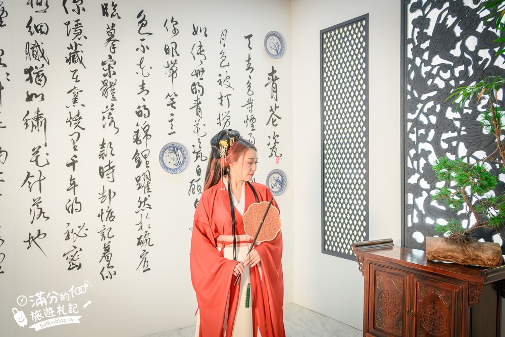 台中【RJ55攝影片場】2025全新全室內古風場景!最新漢服.戰國袍體驗含精緻髮妝,讓你秒變身古偶大女主!