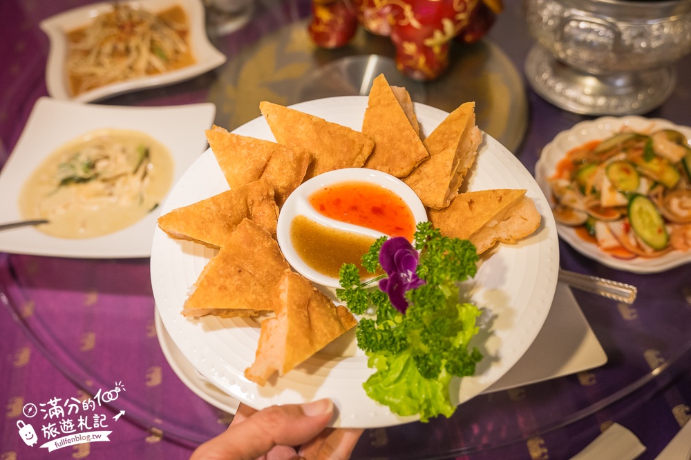 台中【曼谷皇朝泰式料理】平價泰式料理推薦.免收服務費.親子友善,還能預約專屬包廂唷!