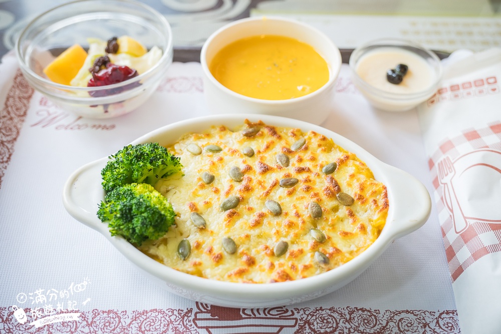 桃園【莫內的花園】觀音鄉蔬食料理庭院餐廳,蓮花田旁隱身名畫的世界,來賞蓮吃蓮逛花園!