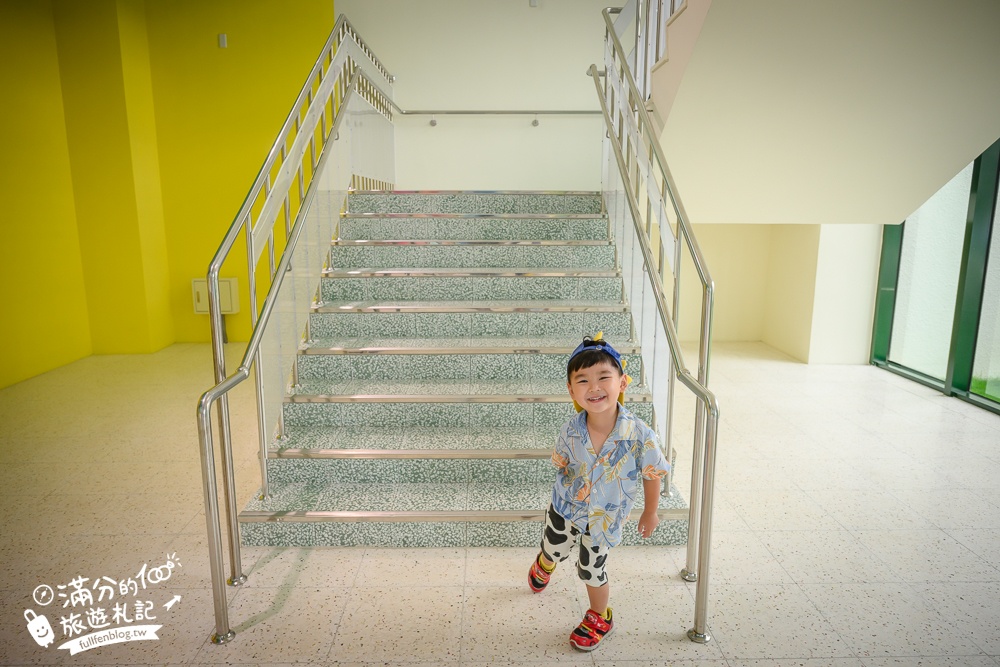 南投【噗樂館好Shoes樂活工廠】製鞋觀光工廠,試營運免費入園.還能玩科技互動遊戲和製鞋DIY唷!