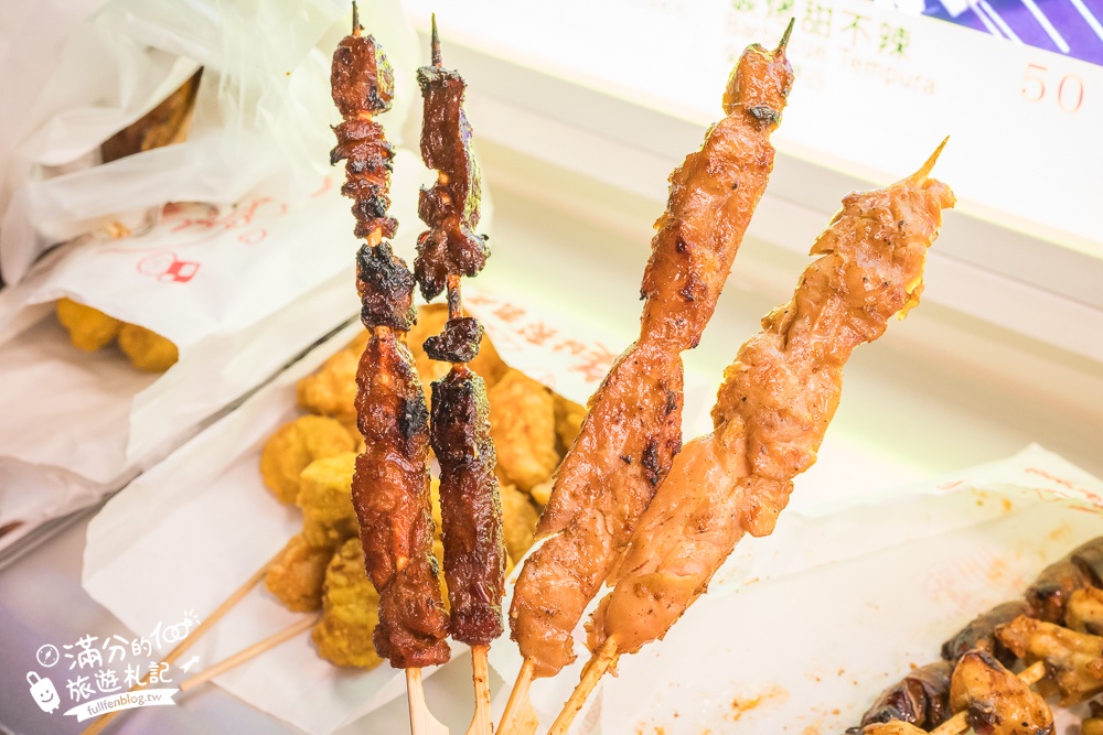 【西門町美食推薦】維縈家鄉碳烤雞排西門成都二店&王子起司馬鈴薯,超人氣排隊美食,比臉大的酥炸魷魚驚艷又好吃!