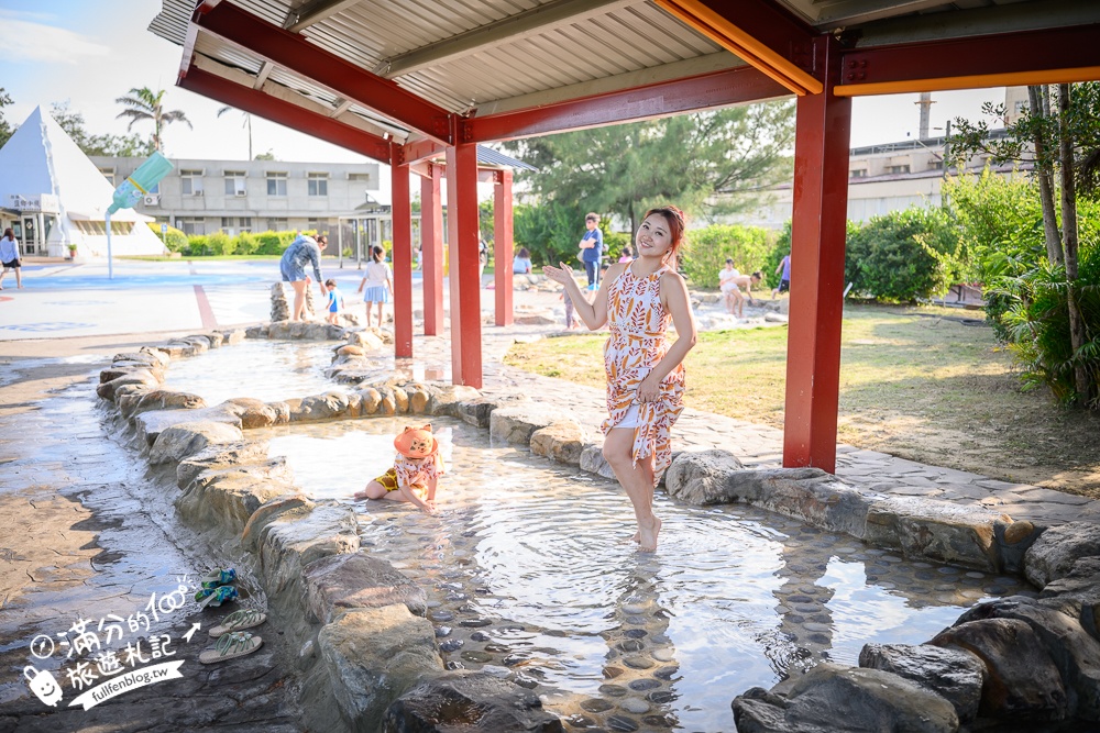 苗栗通霄【臺鹽通霄鹽來館】免門票精鹽主題觀光工廠.巨無霸鹽包.漂浮海洋深層水親水廣場~超好玩!