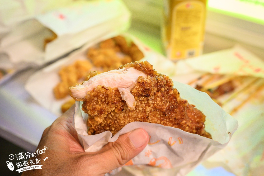 【西門町美食推薦】維縈家鄉碳烤雞排西門成都二店&王子起司馬鈴薯,超人氣排隊美食,比臉大的酥炸魷魚驚艷又好吃!