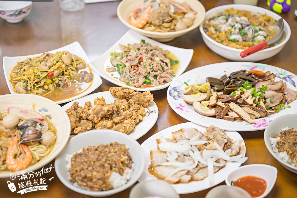 花蓮新城美食【佳興冰菓店】最新菜單,必喝招牌檸檬汁.什錦炒麵.滷味拼盤,必買檸檬沙瓦和果凍,傳承一甲子酸甜的好味道!