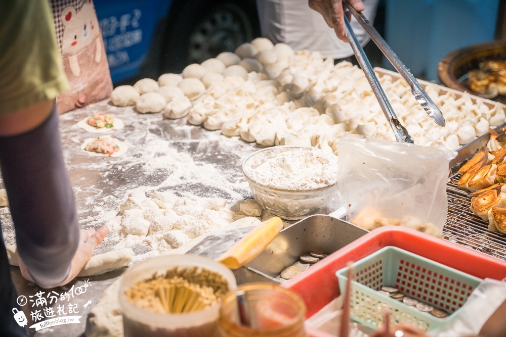 台中【梧棲中港觀光夜市】台中海線最強夜市,每週只營業四天,超過200個攤位,有吃有玩還能購物超讚!
