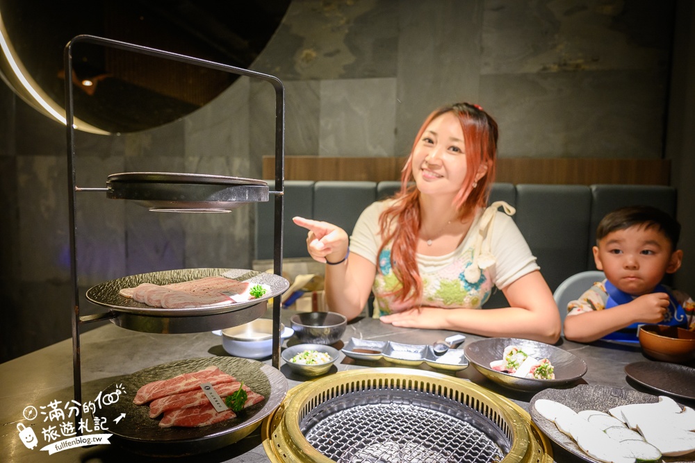【彰化燒肉首選】脂本燒肉ZHIBEN YKNK彰化店,必吃30cm幻切牛舌＆蔥鹽口袋牛舌,親子友善餐廳.桌邊服務太加分!