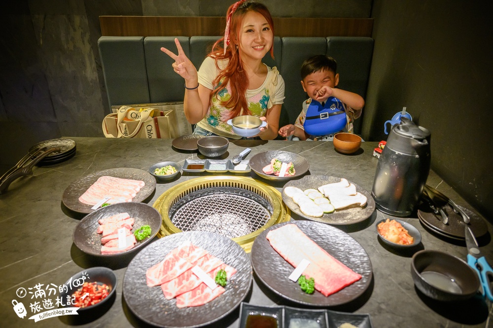 【彰化燒肉首選】脂本燒肉ZHIBEN YKNK彰化店,必吃30cm幻切牛舌＆蔥鹽口袋牛舌,親子友善餐廳.桌邊服務太加分!