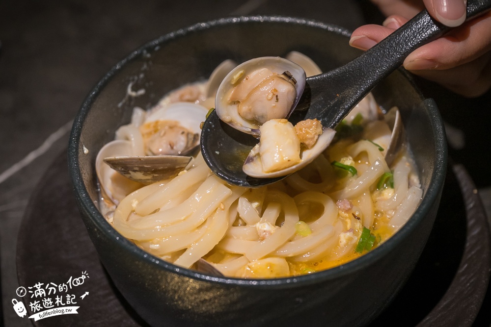 【彰化燒肉首選】脂本燒肉ZHIBEN YKNK彰化店,必吃30cm幻切牛舌＆蔥鹽口袋牛舌,親子友善餐廳.桌邊服務太加分!