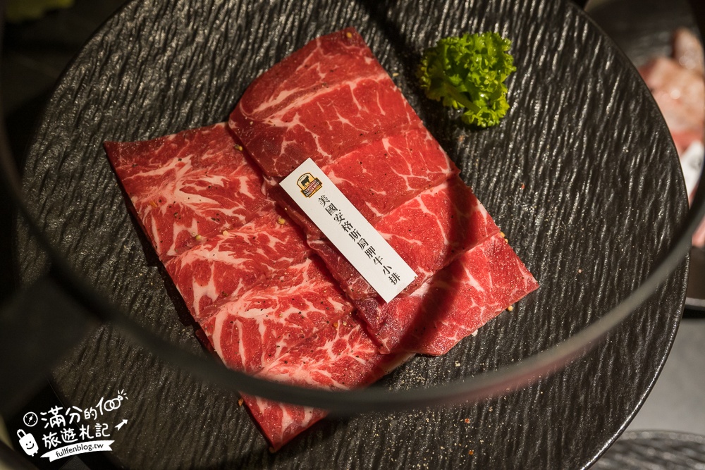 【彰化燒肉首選】脂本燒肉ZHIBEN YKNK彰化店,必吃30cm幻切牛舌＆蔥鹽口袋牛舌,親子友善餐廳.桌邊服務太加分!