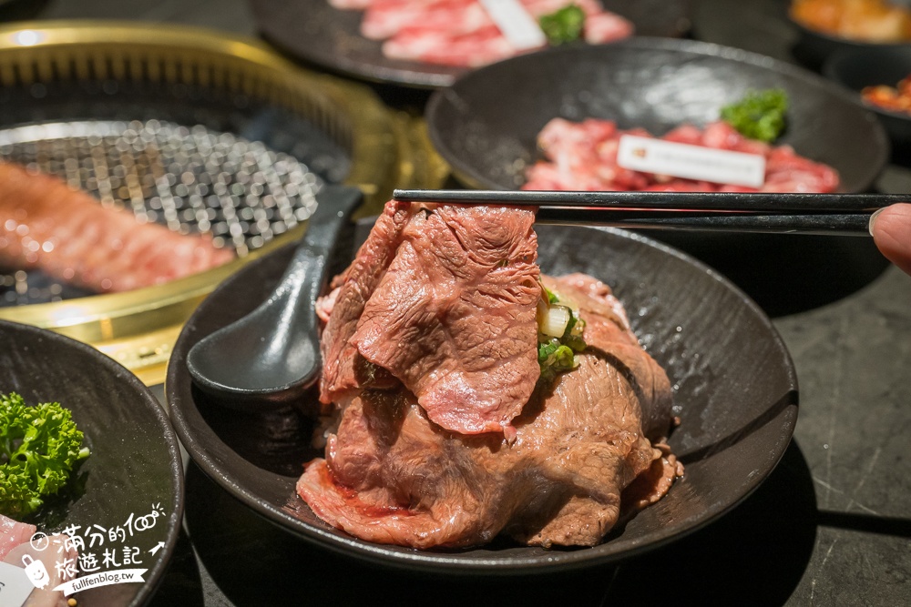 【彰化燒肉首選】脂本燒肉ZHIBEN YKNK彰化店,必吃30cm幻切牛舌＆蔥鹽口袋牛舌,親子友善餐廳.桌邊服務太加分!