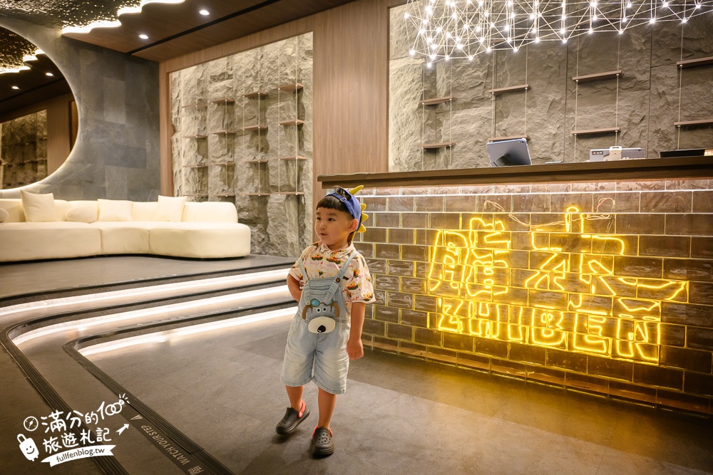 【彰化燒肉首選】脂本燒肉ZHIBEN YKNK彰化店,必吃30cm幻切牛舌＆蔥鹽口袋牛舌,親子友善餐廳.桌邊服務太加分!