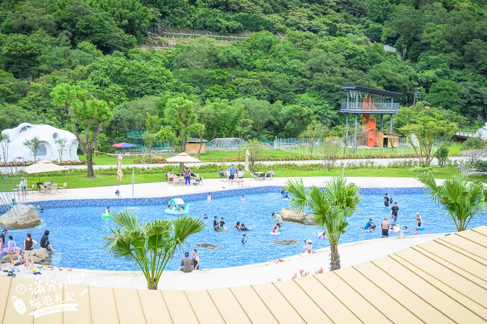 萬里【亮山川Lands & Stream Resort Park】野柳最新隱藏版玩水景點.全台唯一鋼筋彩虹水上步道超吸睛!