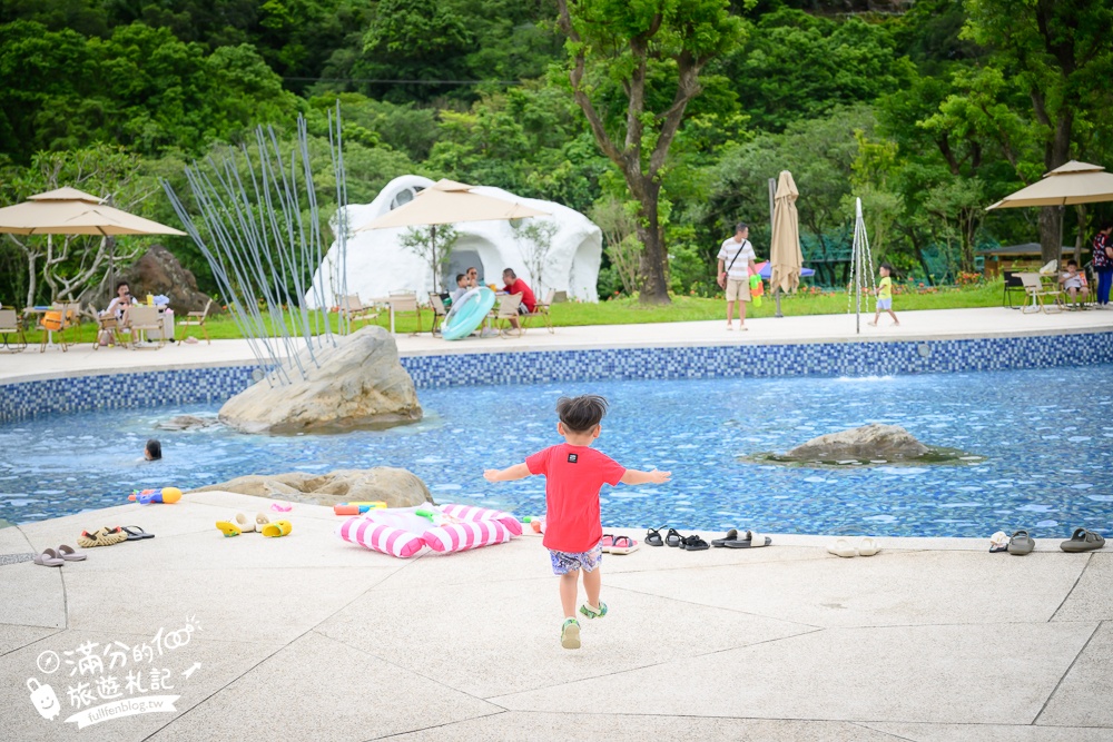萬里【亮山川Lands & Stream Resort Park】野柳最新隱藏版玩水景點.全台唯一鋼筋彩虹水上步道超吸睛!