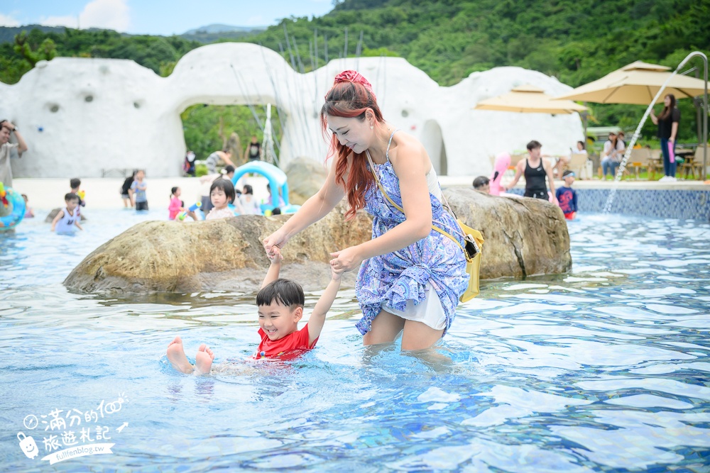 萬里【亮山川Lands & Stream Resort Park】野柳最新隱藏版玩水景點.全台唯一鋼筋彩虹水上步道超吸睛!
