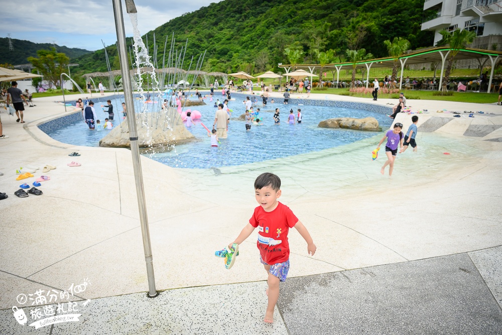 萬里【亮山川Lands & Stream Resort Park】野柳最新隱藏版玩水景點.全台唯一鋼筋彩虹水上步道超吸睛!