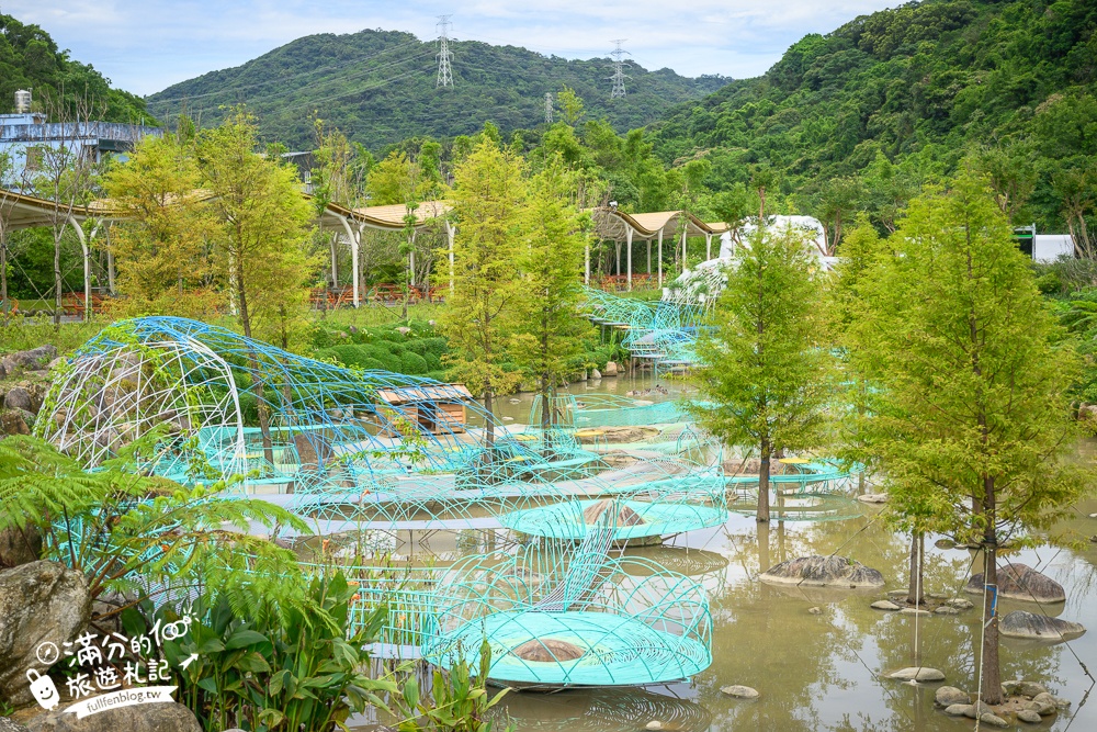 萬里【亮山川Lands & Stream Resort Park】野柳最新隱藏版玩水景點.全台唯一鋼筋彩虹水上步道超吸睛!