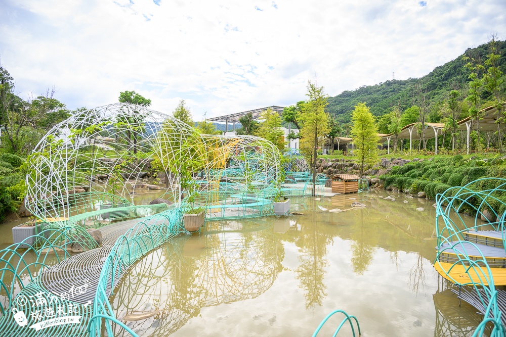 萬里【亮山川Lands & Stream Resort Park】野柳最新隱藏版玩水景點.全台唯一鋼筋彩虹水上步道超吸睛!
