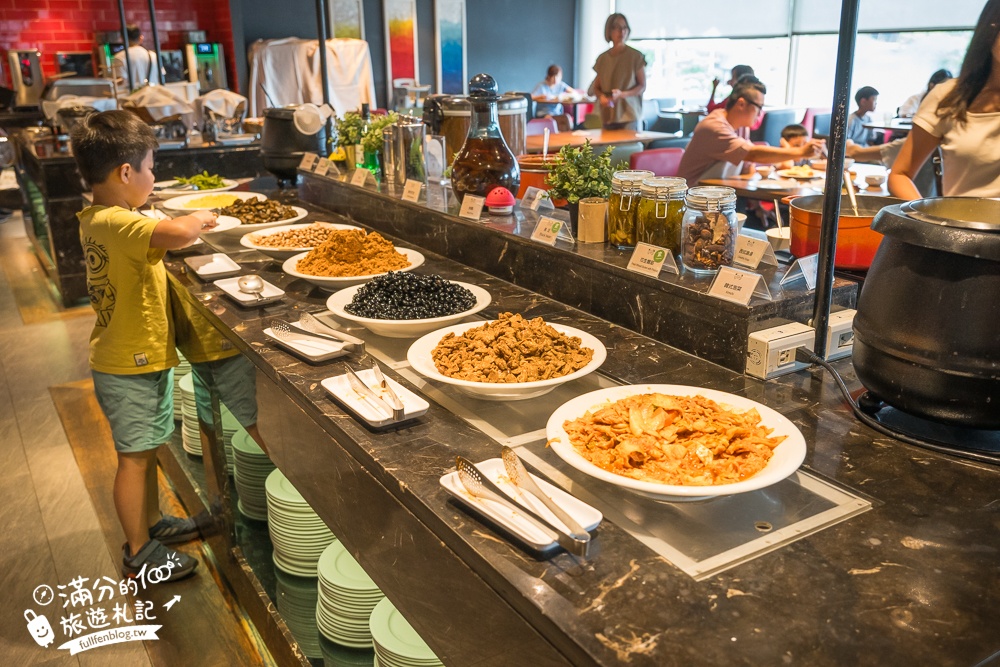 北海岸海景飯店【薆悅酒店野柳渡假館】爸媽也會愛上的飯店.400坪遊戲場,大人小孩都好玩!