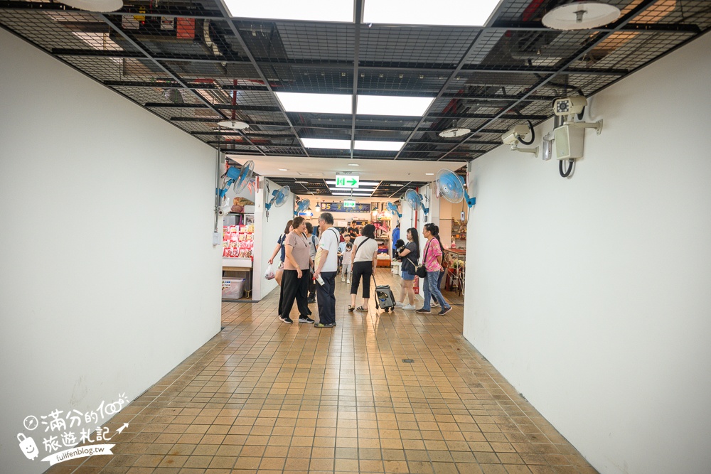 2025萬里【新龜吼漁夫市集】怎麼逛怎麼吃&設施攻略.平價生魚片&無敵海景坐位區超享受!