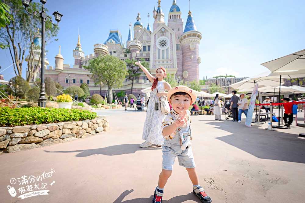 嘉義新景點【歐樂沃築夢城堡】2025最新門票資訊＆實際玩樂感受,台版迪士尼城堡驚艷嘉義大林!