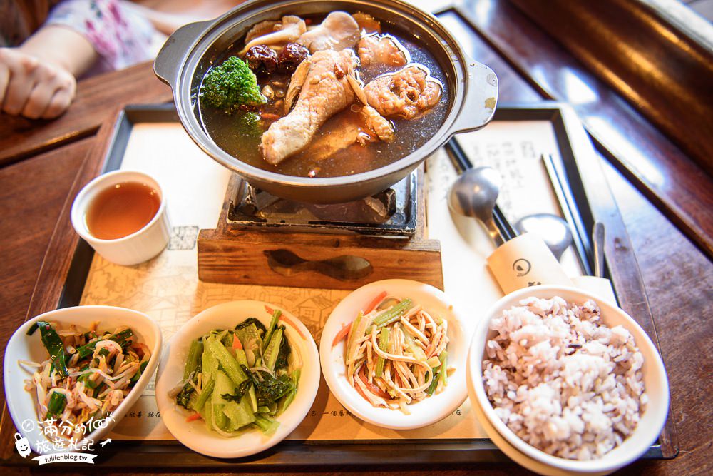 【2025台中美食懶人包】TOP30台中美食推薦.台中排隊小吃.親子餐廳.異國料理.火鍋燒烤＆台中夜市美食全攻略!
