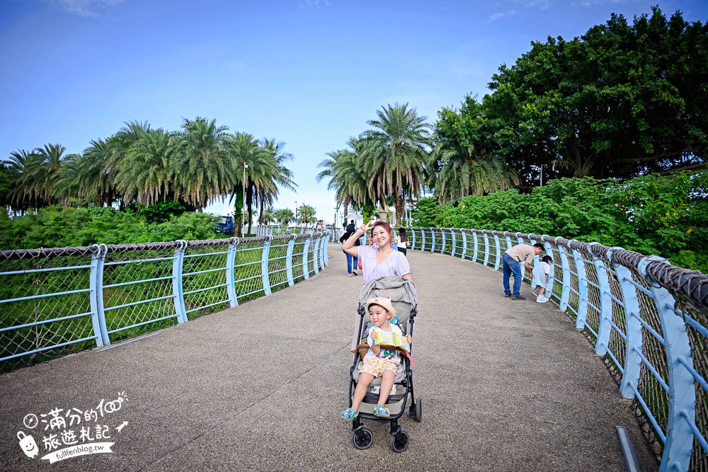 花蓮【太平洋公園】免門票看海月亮彎基地,海景第一排兒童遊戲場,海賊船沙坑滑梯.軌道滑索免費玩! 花蓮【太平洋公園】免門票看海月亮彎基地,海景第一排兒童遊戲場,海賊船沙坑滑梯.軌道滑索免費玩!