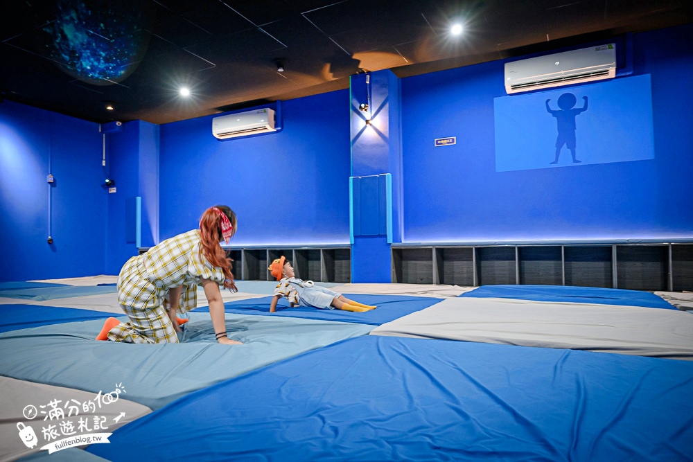 宜蘭新景點【免睡殿 Sleepy Free】全新室內跳床基地~百萬名床任你狂歡跳耀,舒壓又有趣!