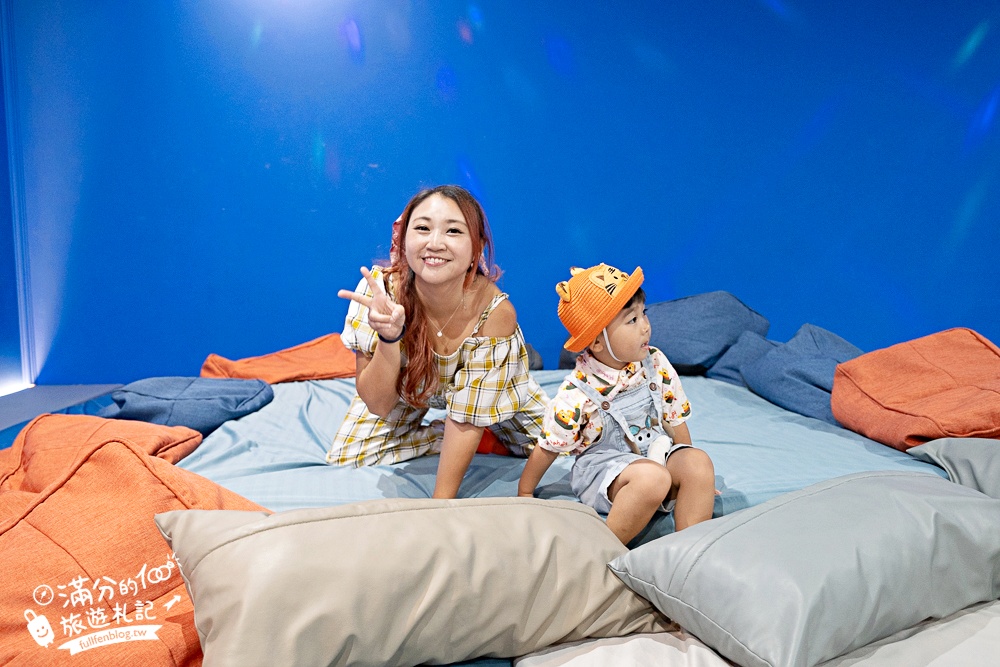 宜蘭新景點【免睡殿 Sleepy Free】全新室內跳床基地~百萬名床任你狂歡跳耀,舒壓又有趣!