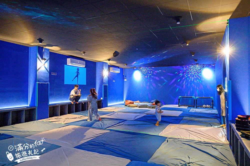 宜蘭新景點【免睡殿 Sleepy Free】全新室內跳床基地~百萬名床任你狂歡跳耀,舒壓又有趣!