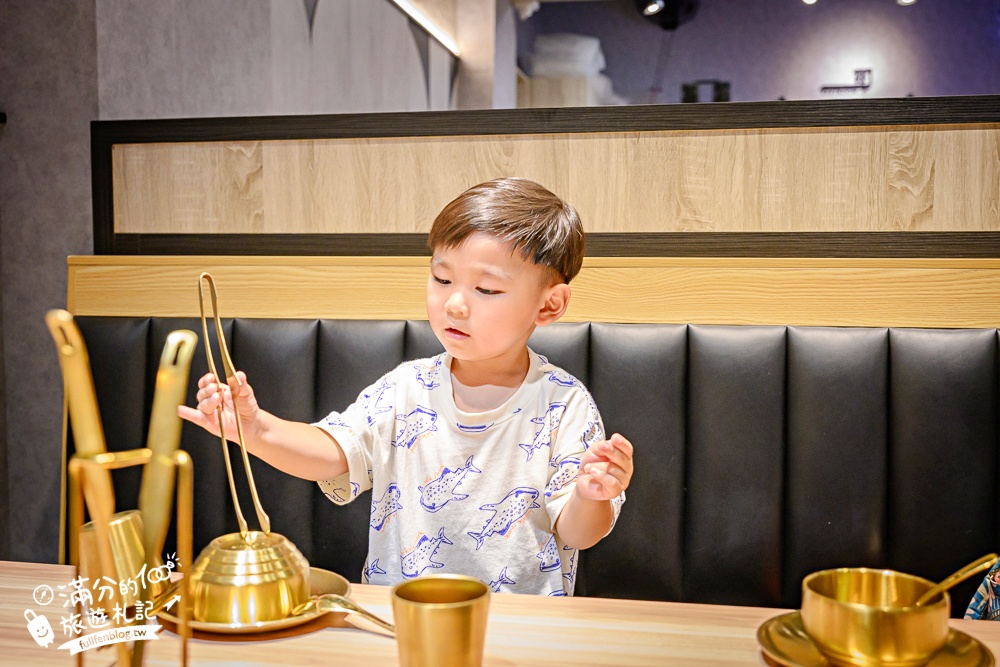 桃園美食【正谷家南平店】集結經典韓式料理,韓式火鍋.銅板烤肉.韓式生醃醬蝦醬蟹.韓式炸雞一次滿足!