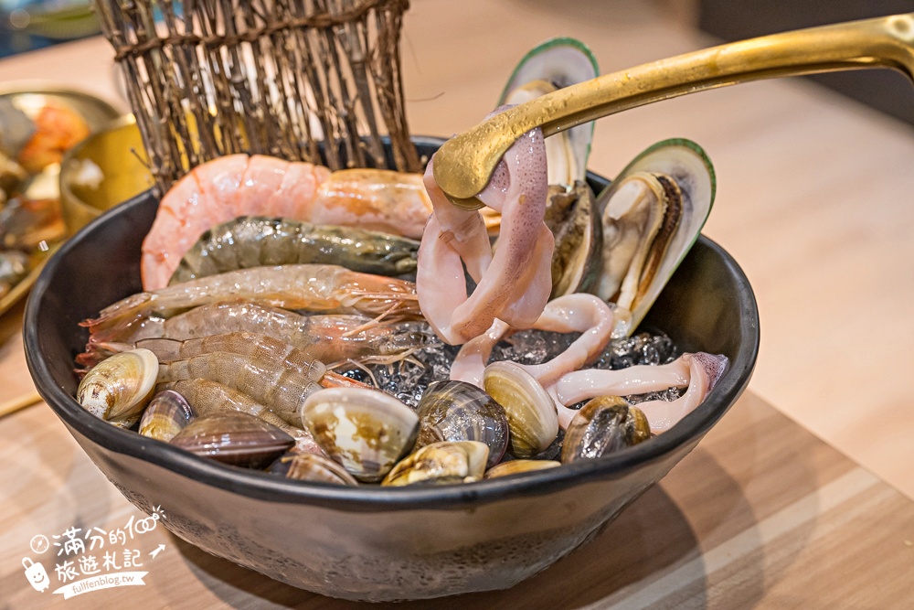 桃園美食【正谷家南平店】集結經典韓式料理,韓式火鍋.銅板烤肉.韓式生醃醬蝦醬蟹.韓式炸雞一次滿足!
