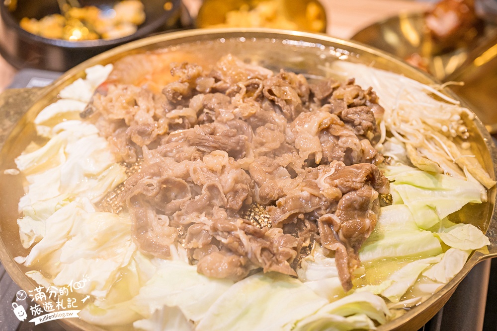 桃園美食【正谷家南平店】集結經典韓式料理,韓式火鍋.銅板烤肉.韓式生醃醬蝦醬蟹.韓式炸雞一次滿足!