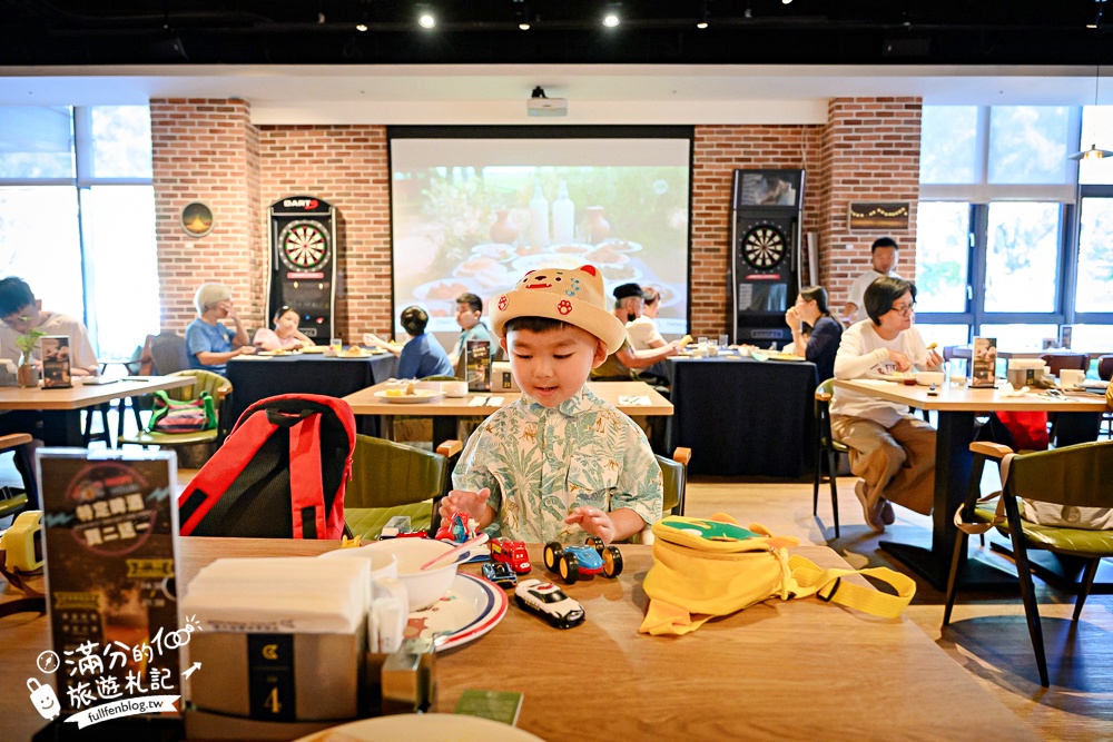 台中飯店推薦【震大金鬱金香酒店】台中海線高質感飯店.兒童遊戲區.休閒空間.澎湃自助吧早餐好享受!