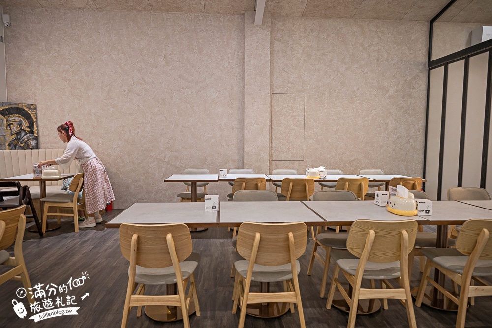 台中【天奕創意料理咖啡】后里親子餐廳推薦,平價質感咖啡館.可吃飯吃麵,還有戶外大草原遊戲區!