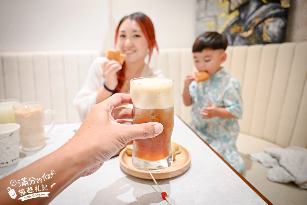 台中【天奕創意料理咖啡】后里親子餐廳推薦,平價質感咖啡館.可吃飯吃麵,還有戶外大草原遊戲區!