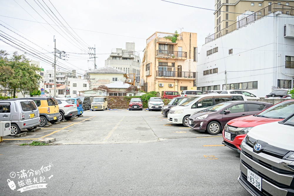 沖繩【那霸市第一牧志公設市場怎麼逛？怎麼吃？代客料理怎麼買？】號稱沖繩人的廚房,必吃夜光貝&龍蝦料理!