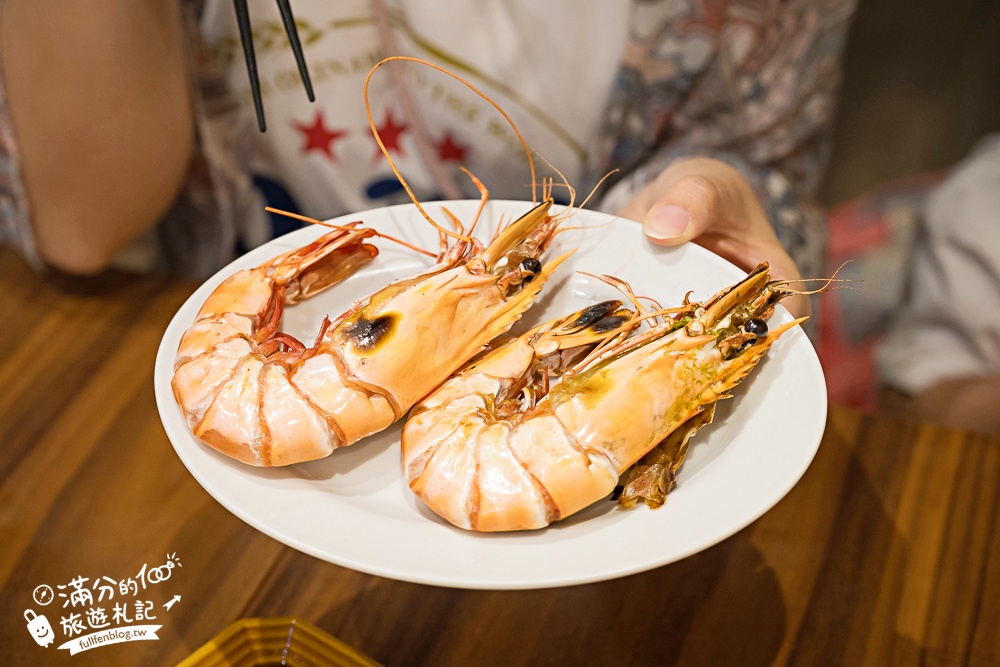 沖繩【那霸市第一牧志公設市場怎麼逛？怎麼吃？代客料理怎麼買？】號稱沖繩人的廚房,必吃夜光貝&龍蝦料理!