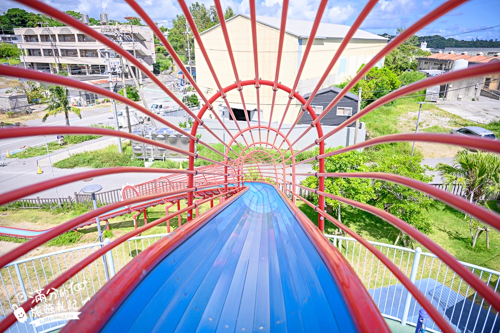 【沖繩親子公園懶人包】TOP7間沖繩親子公園,各種超長溜滑梯通通免費玩～爸媽們都推薦!