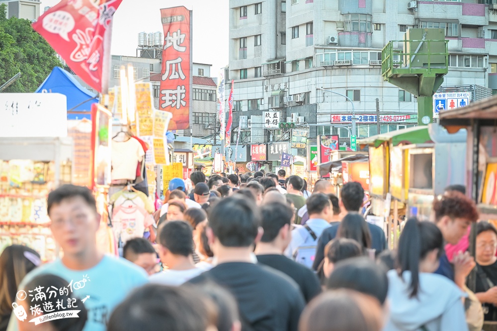 桃園【中壢夜市】TOP10中壢觀光夜市美食推薦,30年經典老夜市.超過500個攤位天天都開放!