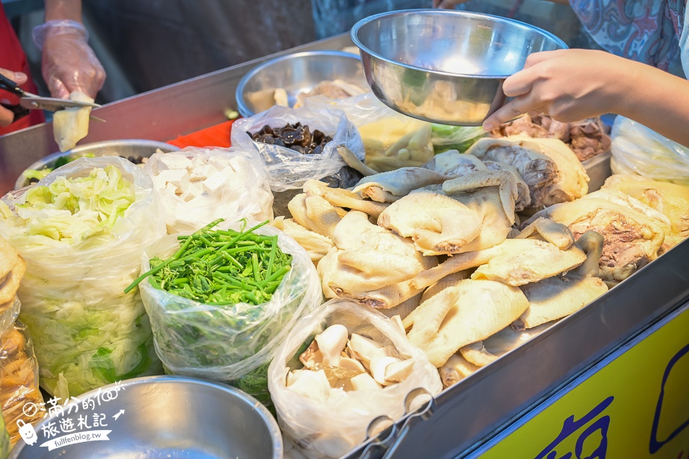 桃園【中壢夜市】TOP10中壢觀光夜市美食推薦,30年經典老夜市.超過500個攤位天天都開放!