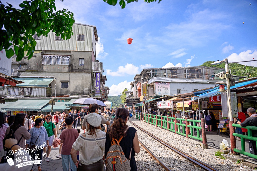 【平溪十分深坑老街綠色遊程.低碳小旅行】搭台灣好行795木柵平溪線一日精彩行程醬玩～超值旅程吃喝玩樂一次滿足!